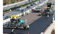 莞深高速改扩建11标项目沥青上基层试验段顺利铺筑