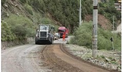 果洛公路总段巧用冷再生养护新工艺整治砂砾路面病害