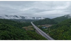 桂林至钦州港（永福三皇至柳州段）高速公路建成通车